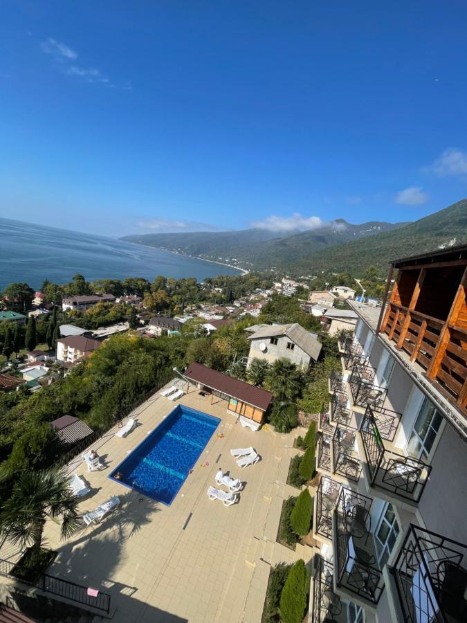 Astan Hotel Gagry Zewnętrze zdjęcie