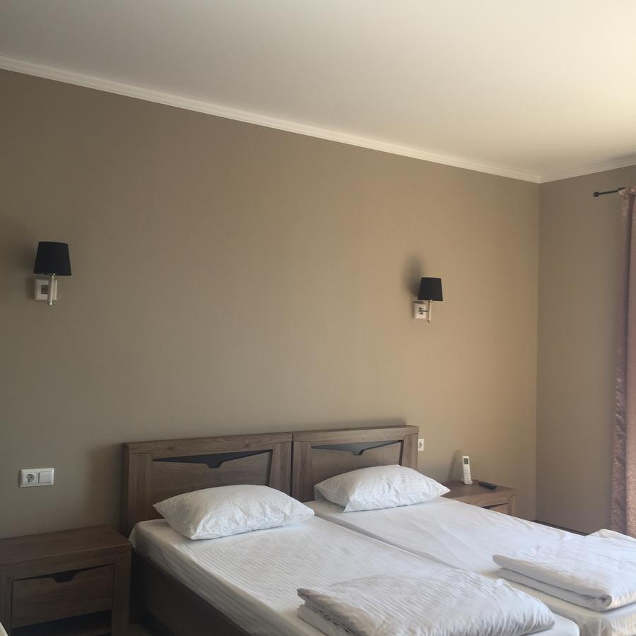 Astan Hotel Gagry Zewnętrze zdjęcie